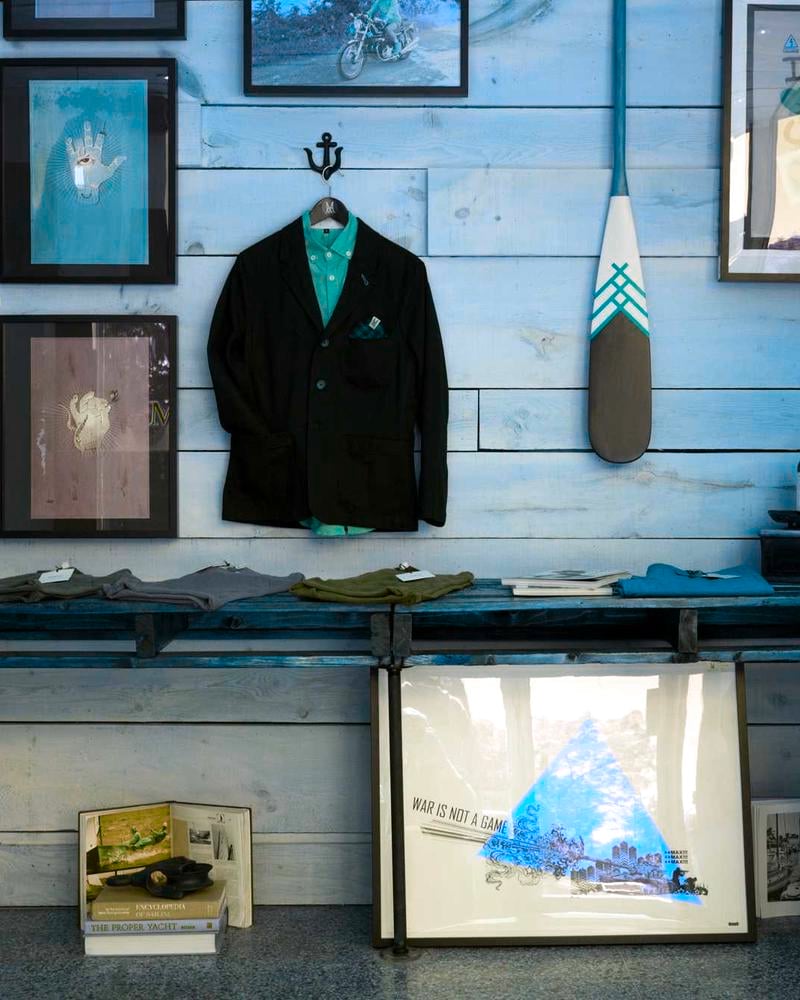 Gallery coat